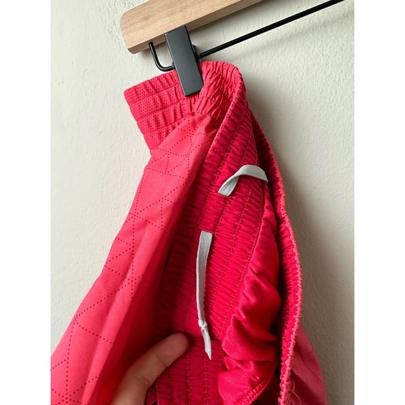 Nike Women's Dri-Fit Pink Running Shorts Medium - Picture 5 of 6